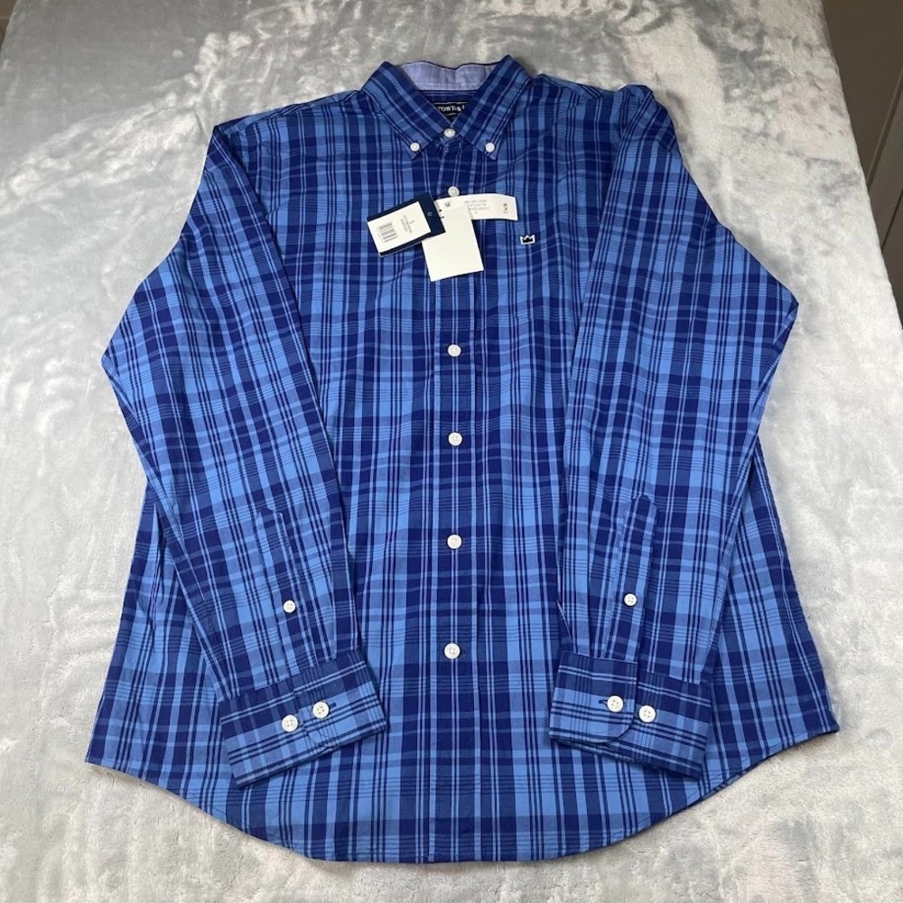 Crown And Ivy Button Up Shirt Mens Small Long Sleeve Blue Plaid New with Tags